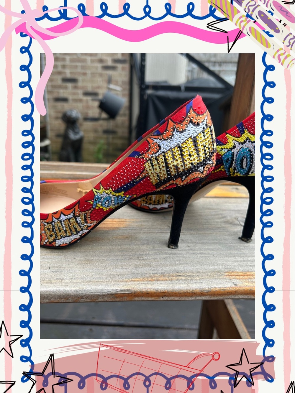 Red Comic-Print Women's Pumps